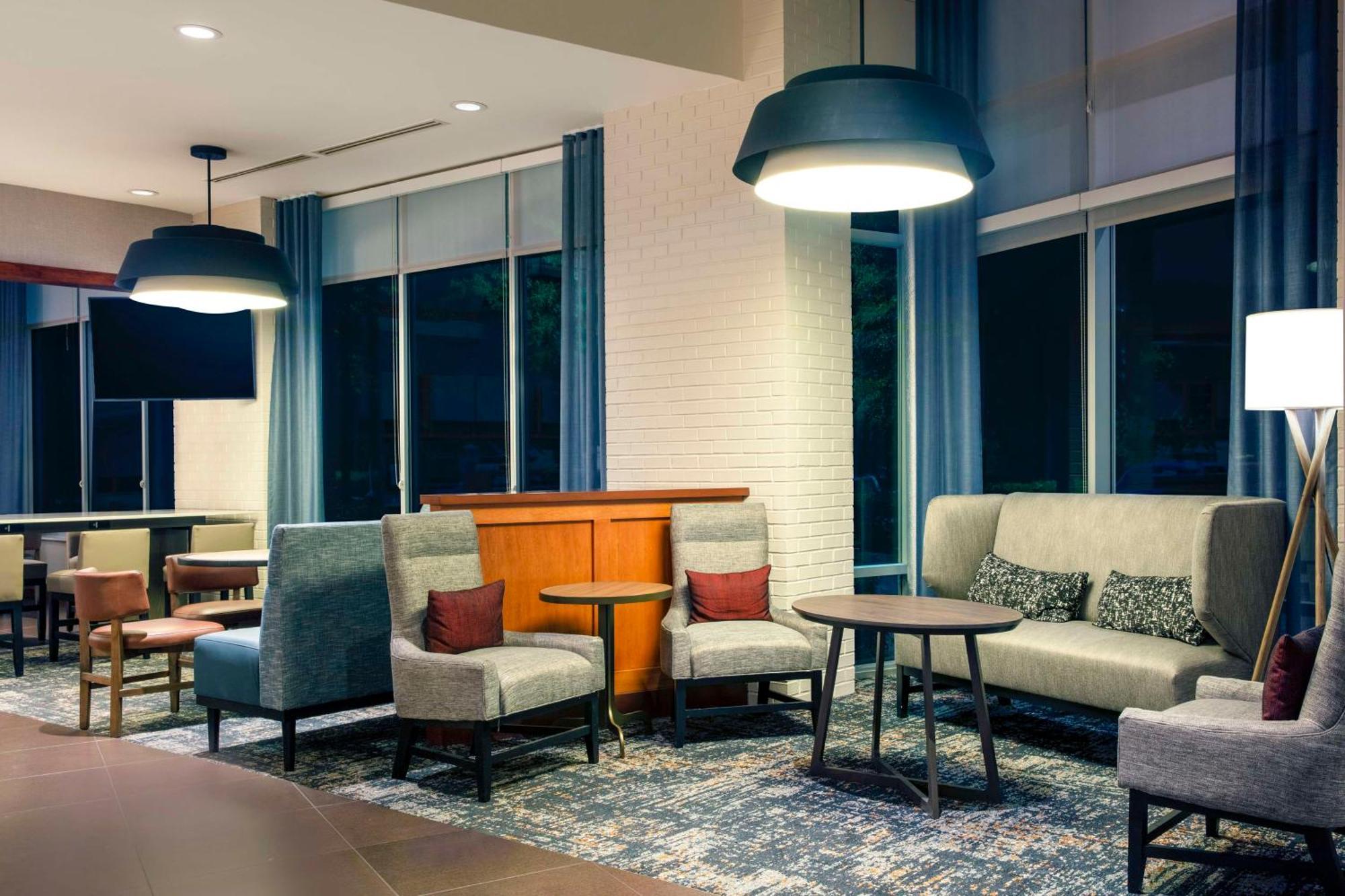 Hyatt Place Raleigh Cary Bagian luar foto