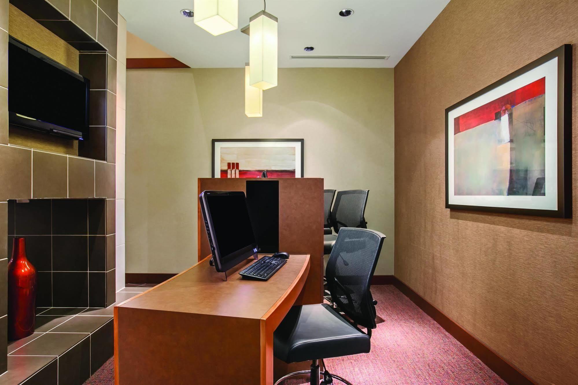 Hyatt Place Raleigh Cary Bagian luar foto